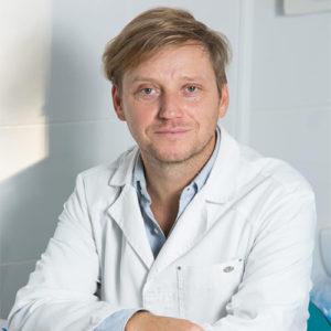Доктор Хаджиев Роман Валериевич - рефлексотерапевт, геродотерапевт, иглорефлексотерпевт